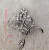 Broche Sentido Avanzado Nicho Lujo Ligero Corsage para Abrigo Piedras de Strass de Gama Alta Animal Versátil Mariposa Pavo Real Joyería Al por Mayor