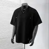 Camisa de Manga Corta Unisex Casual Holgada Transpirable Fresca Cómoda con Diseño de Pliegues Tridimensionales y Remaches, Estilo Nuevo Verano 2026