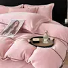Juego de cama de cuatro piezas estilo Chanel, terciopelo de leche mate para invierno, bordado, engrosado, forro polar de doble cara, alta densidad, funda de edredón 4