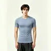 Camiseta de manga corta Yidi hecha a medida para hombre, de secado rápido, cuello redondo, con patrón de jacquard, transpirable y elástica, diseñada para exportación a Europa, EE. UU. y Sudamérica