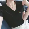 Nuevo Estilo 2025 95 Top de Algodón Blanco Holgado Camiseta Versátil para Mujer Manga Corta Cuello en V Cuello Corazón Media Manga Corte Ajustado