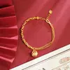 Nuevo Pulsera Antigua de Oro Arena Estilo Chino con Patrón Martillado Encanto de Pez de Madera, Estilo Elegante y Cortesano, Color Duradero, Joyería para Mujeres