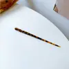 Horquilla de una palabra estilo antiguo para el cabello, horquilla de ácido acético de estilo frío retro moderno de nicho para mujer, accesorio simple para el cabello
