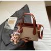 Bolsa Pequena de Lona Patchwork para Mulheres 2025 Novo Estilo Bolsa Tote de Escritório de Alta Qualidade Bolsa Transversal Casual Retrô Tendência
