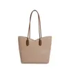 Bolsa de Ombro Grande Capacidade Estilo Europeu e Americano com Acessórios da Moda, Nova Moda 2025 Bolsa de Mão Simples para Ombro/Axila para Mulheres