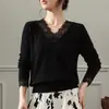 Nuevo Estilo Primavera y Verano Jersey de Punto para Mujer con Cuello en V, Parches de Encaje, Manga Larga, Color Sólido, Mezcla de Lana y Cachemir, para Usar en Capas