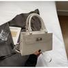 Bolso de Mano Cuadrado Pequeño Cruzado Estilo Nuevo Estético Texturizado Retro 2025 Moda Casual Gran Capacidad Tendencia Europea y Americana Patrón de Cocodrilo