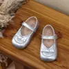 Zapatos para Niñas Pequeñas Primavera 2026 Moño Zapatos de Cuero para Niños Zapatos de Princesa Zapatos para Niñas Zapatos de Vestir para Niña de las Flores