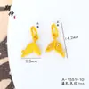 Ansioso(a) pela Venda por Atacado de Acessórios para Joias DIY Banhados a Ouro Que Não Desbotam Facilmente, com um Design Estiloso Apresentando Acessórios de Pulseira de Concha, Coração e Cauda de Peixe para Mulheres