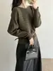 Top de punto suelto con manga murciélago acanalado de un solo hombro de árbol de tung Beishan para mujer Otoño P563