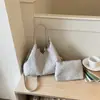 Bolso Tote Nuevo Simple y Elegante, Bolso de Mujer Versátil Casual Tejido de PU, Bolso de Hombro Retro de Gran Capacidad para Viajes Diarios con Bolsita Pequeña