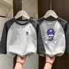 Camada Base Casual Patchwork Manga Longa Infantil Outono Inverno Novo Estilo Térmica de Fleece Camiseta de Gola Redonda para Bebê Menino Moda Camada Interna Top