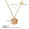 Collar de Crisantemo de Diamante de Acero de Titanio Transfronterizo Europeo y Americano de Gama Alta Nicho Chapado en Oro de 18K Joyería Fresca de Margarita