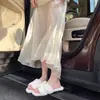 Estilo Popular de Celebridad de Internet Pantuflas Peludas para Mujer Calzado de Exterior Nuevo Otoño 2026 Versátiles Retro de Fondo Plano con Felpa Tira Única