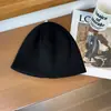 Gorro de Punto Nuevo para Otoño e Invierno Versión Coreana Versátil Cálido Protección para los Oídos Gorro Adelgazante de Lana Doble Capa Color Sólido Alta Calidad