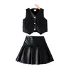 Conjunto de Dos Piezas para Niña de Cuero PU con Chaleco y Falda Plisada, Ropa Negra de Primavera y Otoño con Cuello en V y Botones