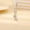 Colar Clavícula Yuebao Jewelry Calcedônia Branca Natural Prata de Lei S925 Banhado a Ouro Design de Nó de Bambu e Folha Mensagem Auspiciosa Elegante com Toque de Luxo