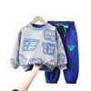 Trajes de Menino para Primavera e Outono, Roupas de Outono, Moletons Falsos de Duas Peças de Manga Longa para Crianças Tamanhos Médio e Grande, Calças Casuais, Conjunto de Duas Peças para Esportes, Outono e Inverno