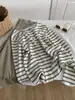 Cárdigan negro a rayas estilo coreano para mujer, algodón relajado con tacto a lino, camiseta de manga larga con cuello redondo, chaqueta de otoño para mujeres petite