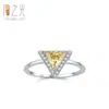 Anillo Geométrico Triángulo Dorado de Plata de Ley 925 Moda Femenina Nicho Lujo Accesible Versátil Joyería de Mano de Gama Alta