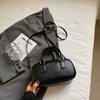 Bolso Pequeño Retro de Gama Alta para Mujer 2025 Nueva Moda Bolso Cruzado Versátil Exquisito Súper Popular Bolso de Hombro Bolso de Bowling