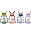Nueva taza de plástico con diseño de asta de dibujos animados de gran capacidad, con correa para niños, taza portátil que rebota, taza linda con pajilla al vacío, venta al por mayor