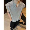 Colete Preto Texturizado com Decote V para Homens, Camiseta Sem Manga Diagonal Estampada com Estrelas para o Verão, Estilo de Luxo para Roupa Externa, Regata Estilo Americano