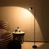 Baño de Luz. Lámpara de pie de lectura Sala de estar Lujo de alta gama Iluminación de ambiente de suelo Dormitorio Lado del sofá Hierro Estilo minimalista