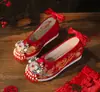 [Capa Jinhuang] Sapatos de casamento chineses Xiuhe estilo antigo Ming sapatos de noiva Hanfu vermelho sapatos bordados femininos