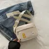 Bolsa Pequena de Desenho Estilo Coreano, Novo Modelo Primavera e Verão, Grande Capacidade, Bolsa de Ombro Estilosa e Texturizada, Bolsa Quadrada Pequena Casual Versátil para Mulheres