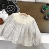 Camisa de base forestal para niñas, primavera y otoño, estilo occidental, vestido de otoño para niñas, top floral para niñas, camisa de manga larga de otoño