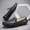 Mocasines para Hombre 2026 Nuevo Otoño/Invierno Forrados de Felpa Piel Suave Zapatos de Cuero Cálidos para Hombre Zapatos Casuales de Moda