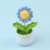 Ramo de flores tejidas en maceta transfronterizo, un producto terminado, perfecto como regalo para el Día del Maestro: un girasol de estambre, una flor artificial realista, ideal para decorar un escritorio de estudio