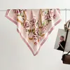 Nuevo pañuelo de seda de 70 cm para primavera y verano, estampado retro de hoja de ginkgo, pañuelo de seda para mujer, correa decorativa de alta gama, generación