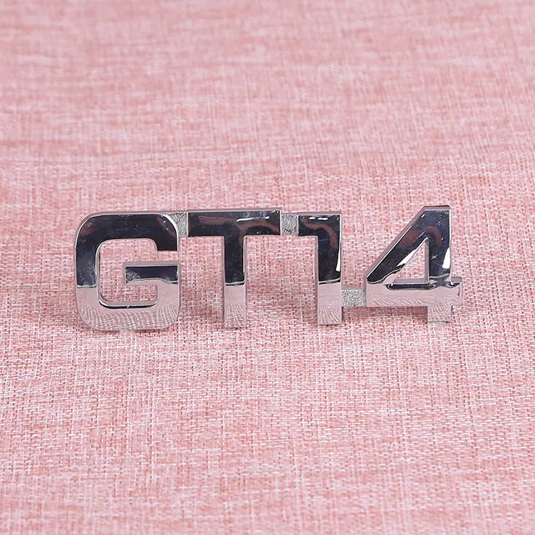 4M4A5715