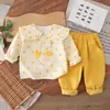 Conjunto de Ropa de Primavera para Niñas 2026 Nuevo Estilo Conjunto de Dos Piezas con Camisa de Manga Larga para Bebés y Niños Ropa de Moda Tendencia para Bebés Niñas