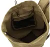 Una mochila de lona unisex, adecuada para uso casual, viajes de negocios, senderismo, viajes y más.