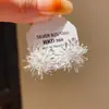Pendientes de Zirconia con Forma de Fuegos Artificiales de Plata Bañada en Oro Real de 18 Quilates Lujo Accesible Pendientes Personalizados de Gama Alta Retro de Nicho Europeo y Americano para Mujer