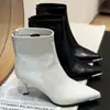 Botas de Cano Curto Femininas Estilo Coreano Elegante Bico Fino Salto Agulha 2026 Tendência Nova Chegada Outono Sexy Estilosas Salto Alto Leve Luxo Emagrecedoras
