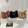Bolsa Tote Grande de Cruzamento para Primavera 2026 para Mulheres, Bolsa de Ombro Versátil, Bolsa de Axila para o Dia a Dia