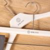 Ganchos de Ropa de Imitación de Madera Maciza de Alta Gama, Antideslizantes, Engrosados, Ganchos de Ropa sin Marcas, Ganchos de Ropa para Tienda de Ropa, Ganchos de Ropa para Armario Doméstico