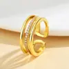 Anel Zircônia Ultra Brilhante Exquisito da Moda para Mulheres, Luxuoso e Sofisticado, Anel Aberto Ajustável, Design Simples com Banho de Ouro Real