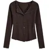 Cárdigan de punto ajustado para mujer con cuello de encaje patchwork amarillo, otoño 2026, top extremadamente elegante, único y hermoso