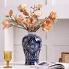 Nuevo Jarrón de Cerámica de Porcelana Azul y Blanca Estilo Chino Sala de Estar Lujo Ligero Adornos de Porcelana Azul y Blanca Vintage Sensación Avanzada Jarrón de Flores Antiguo