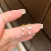 Pendientes de Plata de Ley S925 con Incrustaciones de Diamante en Forma de Gota de Agua para Mujer, Estilo Vintage de Lujo Ligero, Sensación de Alta Gama, Pendientes de Diseño de Nicho, Más Vendidos en Xiaohongshu