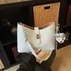 Nuevo Bolso de Axila Rosa Exquisito de Alto Valor para Mujer, Bolso de Hombro con Cadena Versátil, Bolso de Alta Gama para el Trabajo, Primavera 2026