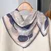 Bufanda de Imitación de Seda de Hangzhou de Lino para Mujer Primavera y Otoño Estilo Nacional Retro Estanque de Lotos 70 Cuadrado Bufanda China Bufanda Chal para Madre