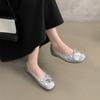 Sapatos de boca rasa de bico redondo para mulheres Primavera e Outono Novo Couro Macio Balé Estilo Fada Suave Slip-on Soft Flat Peas Pumps