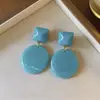 Brincos de pino de prata com pingente quadrado oval em resina, sensação de luxo leve e alta qualidade, brincos versáteis e requintados em estilo de feriado para mulheres