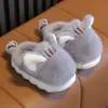 Pantuflas de algodón para niños personalizadas de fábrica para niños, pantuflas peludas de interior para otoño e invierno, pantuflas de algodón cálidas y antideslizantes para bebé